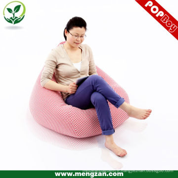 Superbe canapé rose à carreaux, fauteuil en coton et haricots